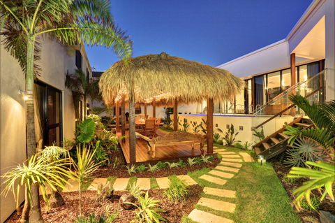 ZEN Beach Retreat - Grafton Accommodation 4