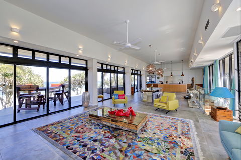 ZEN Beach Retreat - Grafton Accommodation 7