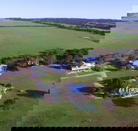 Bear Gully Coastal Cottages - Grafton Accommodation