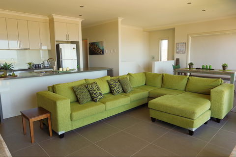 Horizons Part Of Blue Fin Holiday Homes - Grafton Accommodation 0