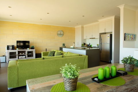 Horizons Part Of Blue Fin Holiday Homes - Grafton Accommodation 2
