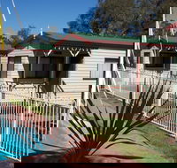 Parkes Country Cabins - Grafton Accommodation