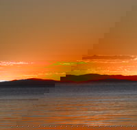 Steens Beach Hook Island - Grafton Accommodation