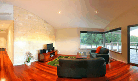 Acacia Chalets - Grafton Accommodation 2