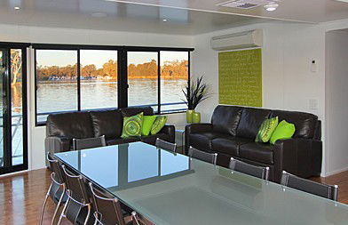 All Seasons Houseboats - Grafton Accommodation 2