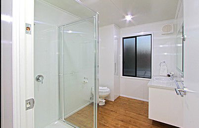 All Seasons Houseboats - Grafton Accommodation 5
