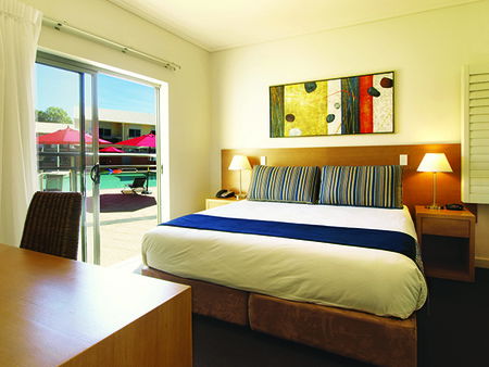 Oaks Broome - Grafton Accommodation 1