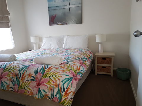 Frangipani Cottage - Grafton Accommodation 2