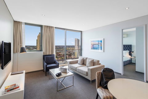 Meriton Suites Campbell Street - Grafton Accommodation 2