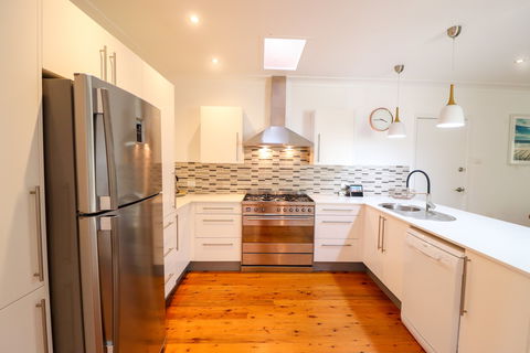 Pacific Beachhouse - Grafton Accommodation 2