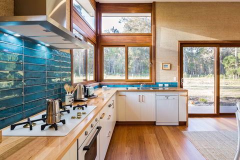 Sativa Sanctuary Forest View - Grafton Accommodation 1