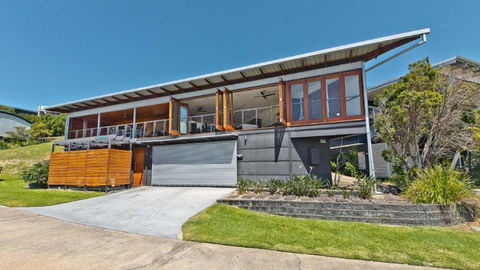 Tangalooma Hilltop Haven - Grafton Accommodation 2
