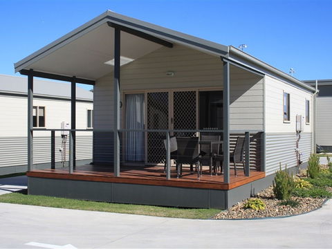 Bowlo Holiday Cabins - Grafton Accommodation 0