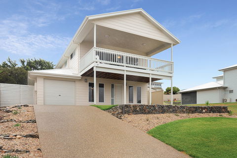 Chiton Drift - Grafton Accommodation 0