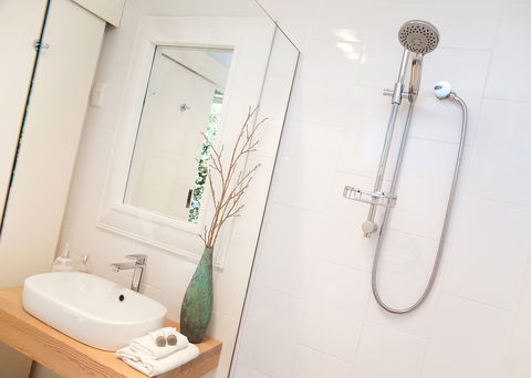 Driftwood House - Robe Retreats - Grafton Accommodation 2