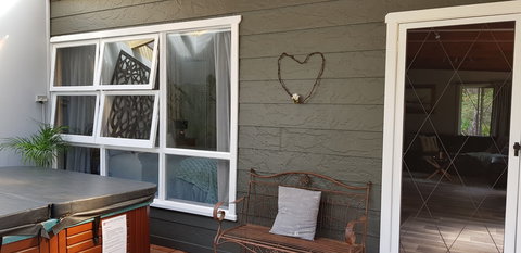 Kiwarrak Country Retreat - Grafton Accommodation 0