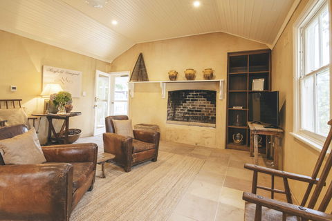 Mayfield Vineyard Cottages - Grafton Accommodation 2