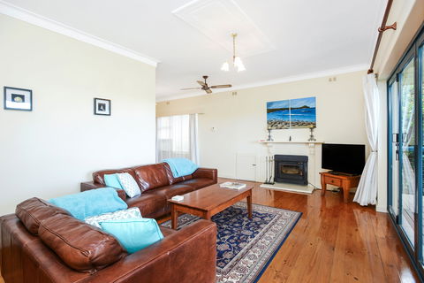 Islandview - Hayborough - Grafton Accommodation 2