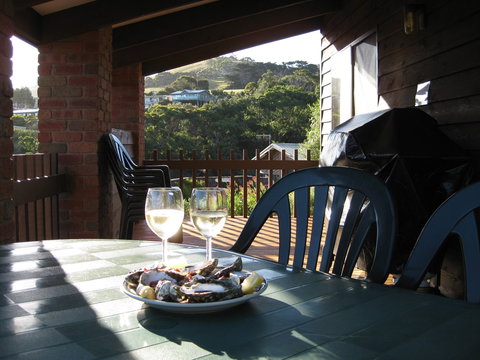 Ocean Vista Holiday Home - Grafton Accommodation 1