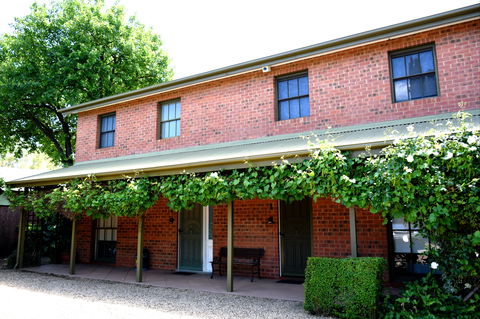 Wagga Riverside Apartments - Grafton Accommodation 0