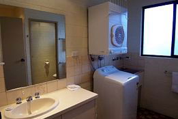 Allambi Holiday Apartments - Grafton Accommodation 4