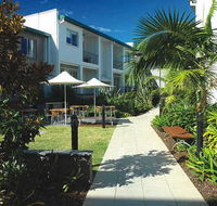 Medina Classic Chippendale - Grafton Accommodation