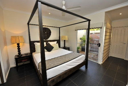 The Frangipani Cable Beach - Grafton Accommodation 1