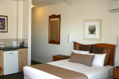 Yamba Beach Motel - Grafton Accommodation 0
