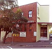 Forest Lodge Hotel - Grafton Accommodation