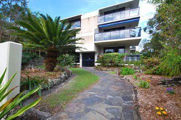 A Bay Breeze - Grafton Accommodation 0