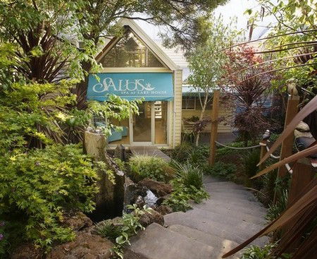 Salus Spa At The Lake House - Grafton Accommodation 1