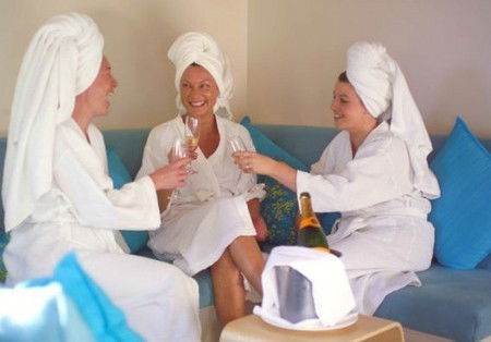 Salus Spa At The Lake House - Grafton Accommodation 3