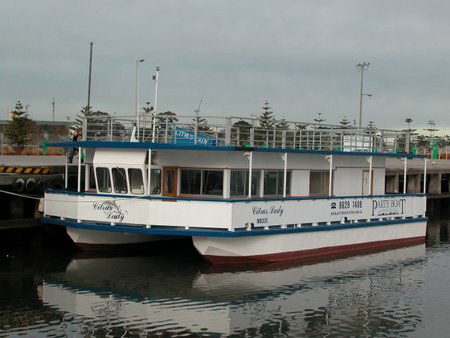 Party Boat Cruises - Grafton Accommodation 3