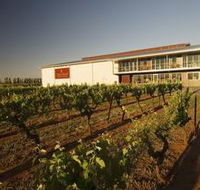 Zema Estate - Grafton Accommodation