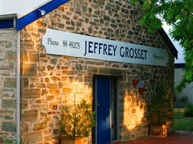 Grosset Wines - Grafton Accommodation 0