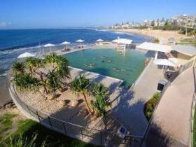 Kings Beach - Beachfront Salt Water Pool - Grafton Accommodation 0