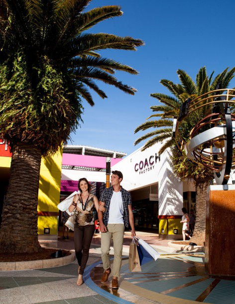 Harbour Town Outlet Shopping Centre - Grafton Accommodation 4