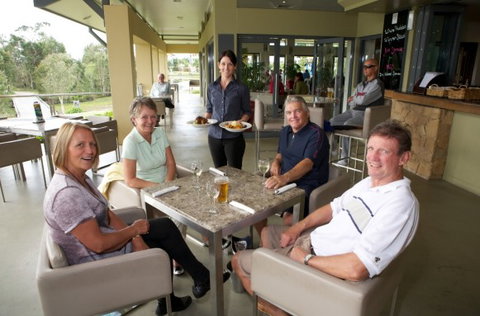 Pelican Waters Golf Club - Grafton Accommodation 7
