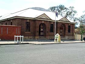 Portside Centre - Grafton Accommodation 0