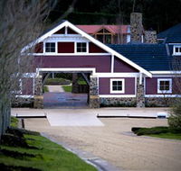 Ocean Eight Vineyard  Winery - Grafton Accommodation