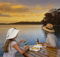 Kayaking on Tuross Lake - Grafton Accommodation