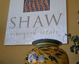 Shaw Vineyard Estate - Grafton Accommodation 5