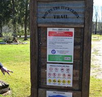 Dog on the Tucker Box Recreational Trail - Grafton Accommodation