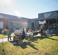 Nest Cinema Cafe Books - Grafton Accommodation