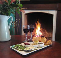 Ambermere Inn - EST 1845 - Grafton Accommodation