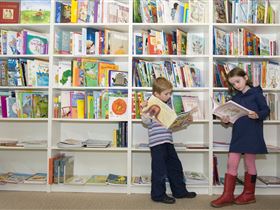 Matilda Bookshop - Grafton Accommodation 1