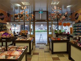 The Menz FruChocs Shop - Hahndorf - Grafton Accommodation 1