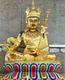 The Great Stupa Of Universal Compassion - Grafton Accommodation 4