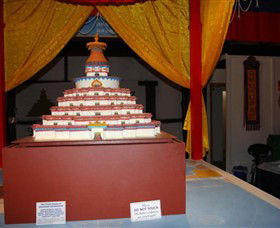 The Great Stupa Of Universal Compassion - Grafton Accommodation 5