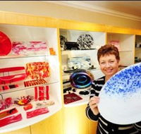 Exclusive Hot Glass Gallery - Grafton Accommodation